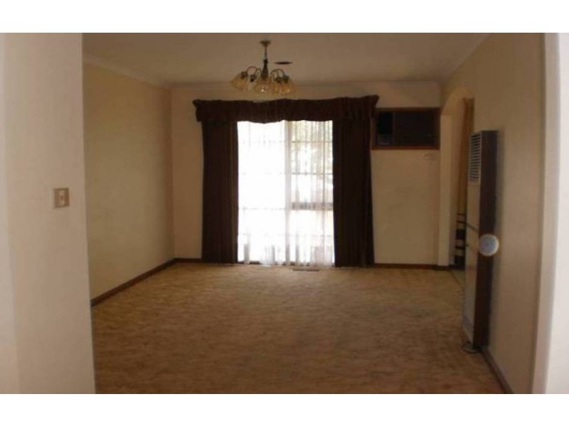 2/4 Apsley Street, Glenroy VIC 3046