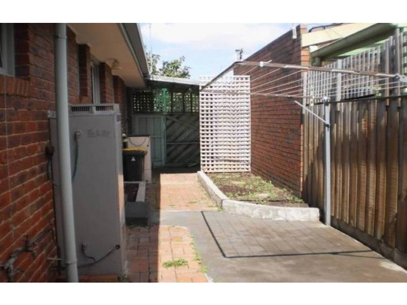 2/4 Apsley Street, Glenroy VIC 3046