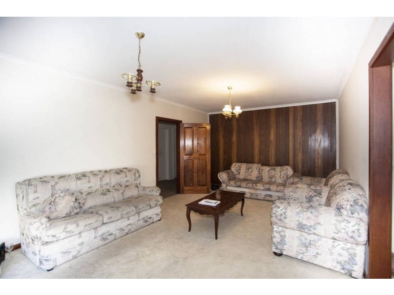 107 Gowrie Street, Glenroy VIC 3046