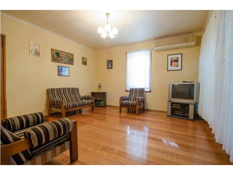 18 Merino Avenue, Dallas VIC 3047