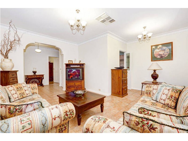 25 Lowson Street, Fawkner VIC 3060