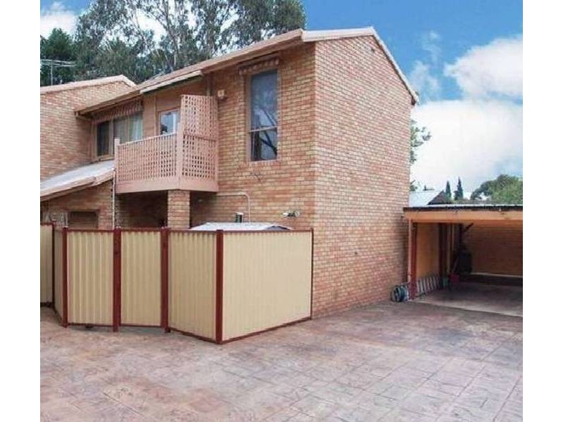 2/17 Flannery Court, Oak Park VIC 3046