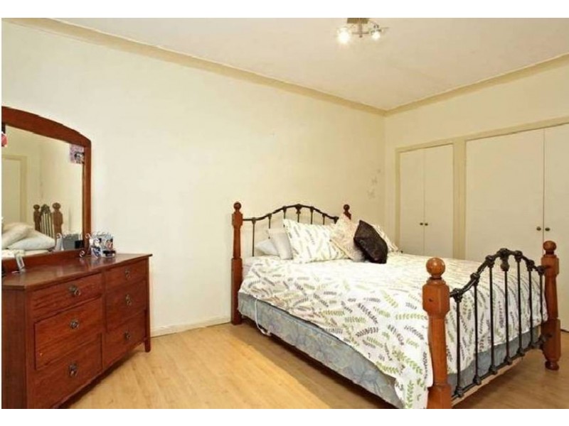 2/17 Flannery Court, Oak Park VIC 3046