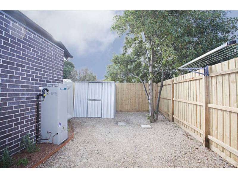 2/14 Osway Street, Broadmeadows VIC 3047