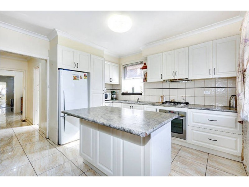 57 Isla Avenue, Glenroy VIC 3046