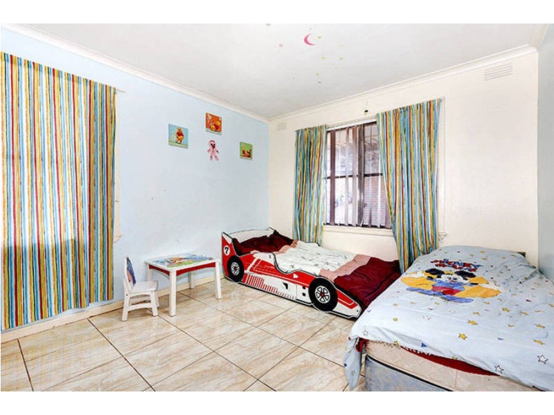 57 Isla Avenue, Glenroy VIC 3046