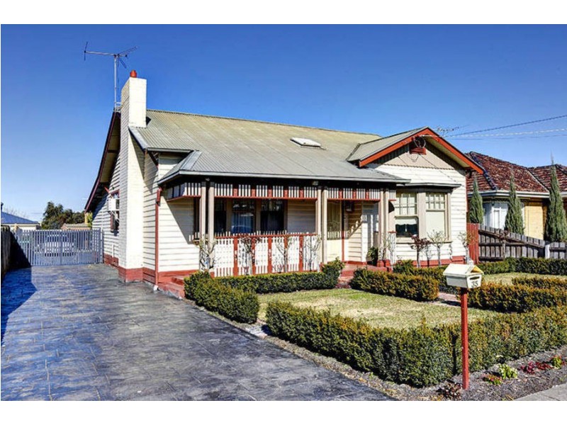 35 Anselm Grove, Glenroy VIC 3046