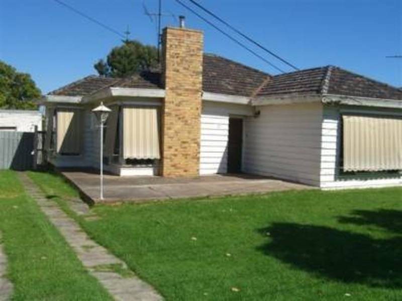 11 Dromana Street, Glenroy VIC 3046