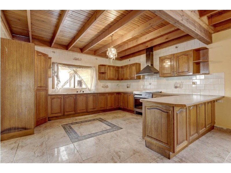 98 Lahinch Street, Broadmeadows VIC 3047