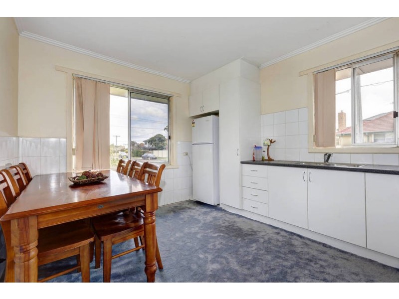 22 Heather Court, Glenroy VIC 3046