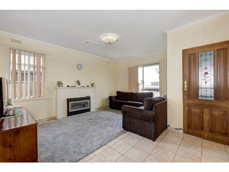 22 Heather Court, Glenroy VIC 3046