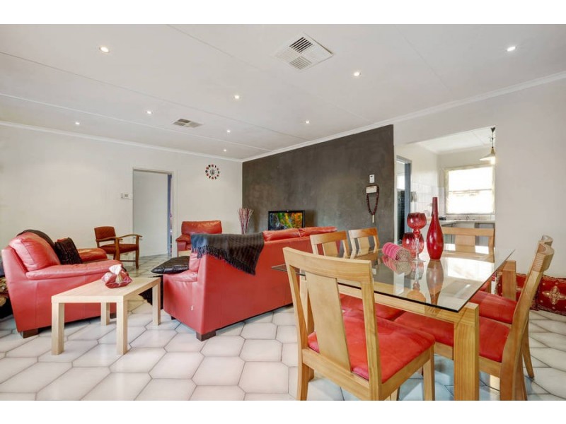 13 Boort Street, Dallas VIC 3047