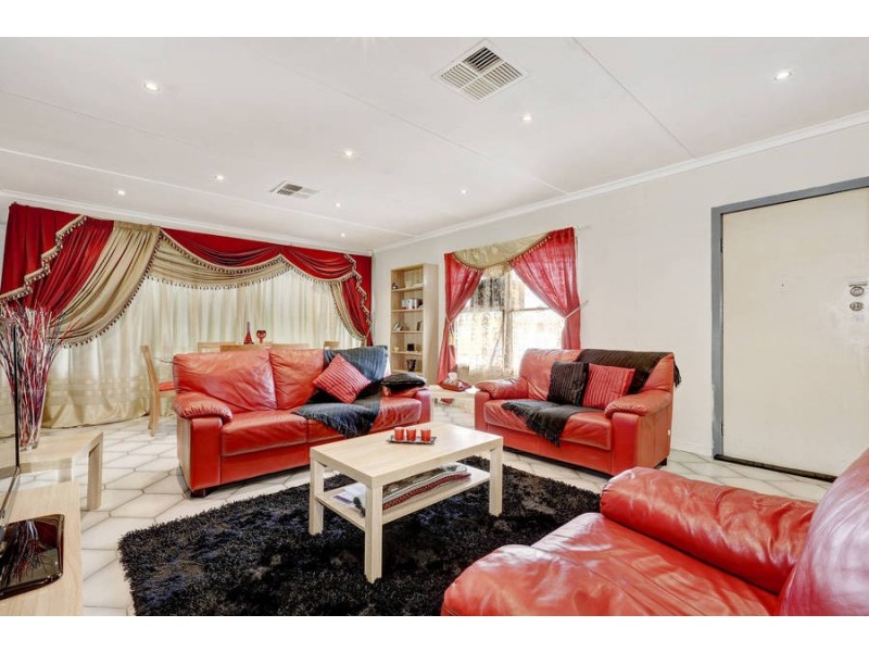 13 Boort Street, Dallas VIC 3047