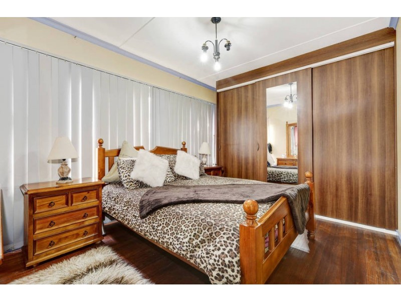 13 Boort Street, Dallas VIC 3047