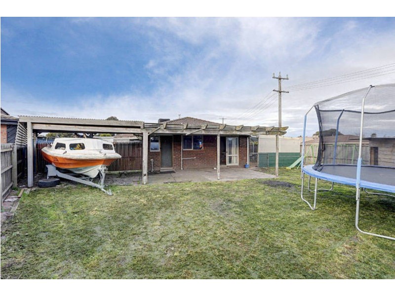 2 Hook Court, Craigieburn VIC 3064
