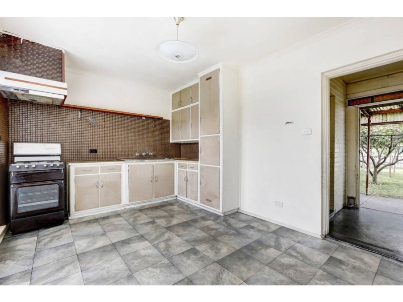 425 Barry Road, Dallas VIC 3047