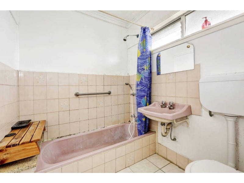 425 Barry Road, Dallas VIC 3047