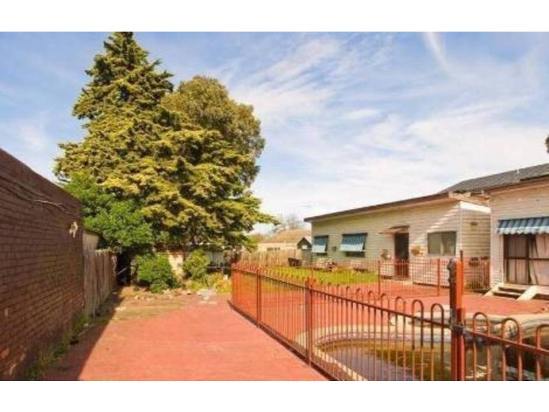 43 Clovelly Avenue, Glenroy VIC 3046