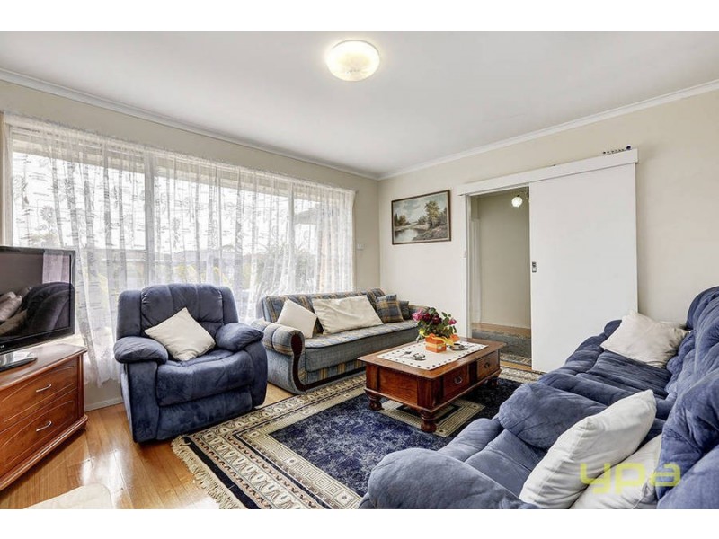 6 Hepburn Street, Dallas VIC 3047