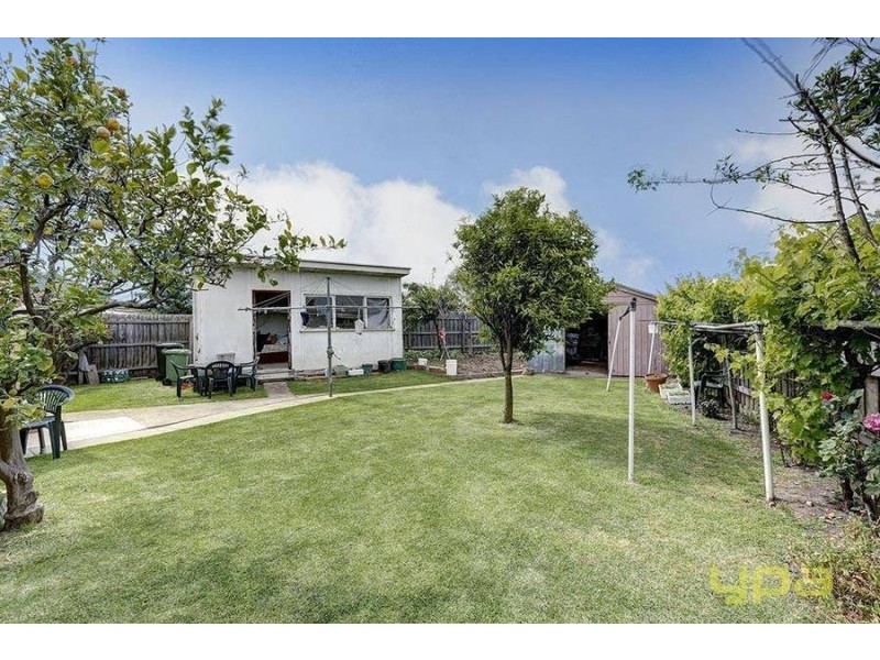 6 Hepburn Street, Dallas VIC 3047