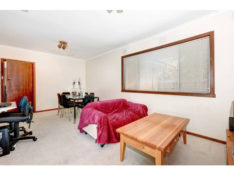 106 Sunset Boulevard, Jacana VIC 3047