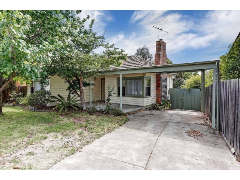 76 Xavier Street, Oak Park VIC 3046