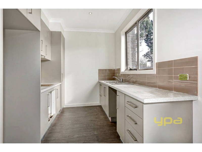 2/67 Hubert Avenue, Glenroy VIC 3046