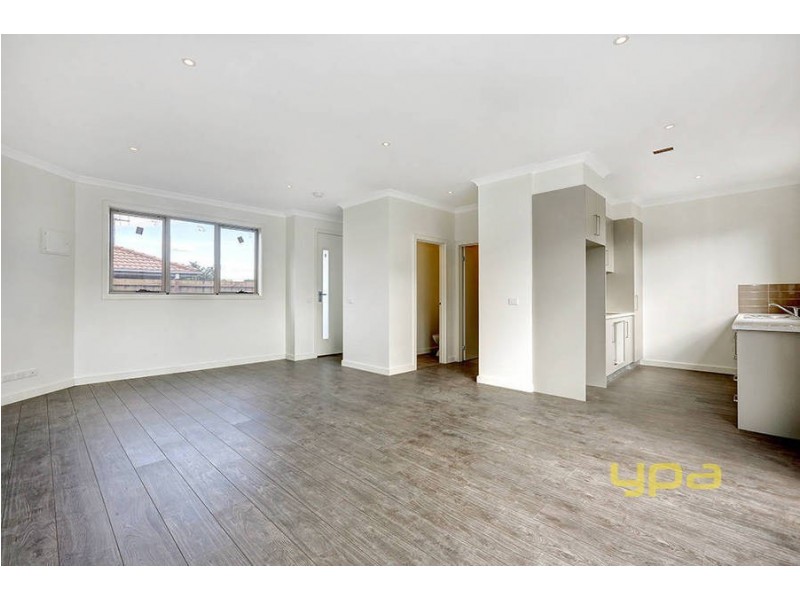 2/67 Hubert Avenue, Glenroy VIC 3046