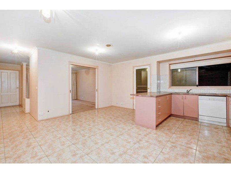 22 Freeman Avenue, Glenroy VIC 3046