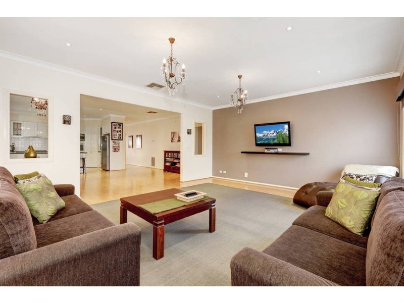 14 Winchester Way, Broadmeadows VIC 3047