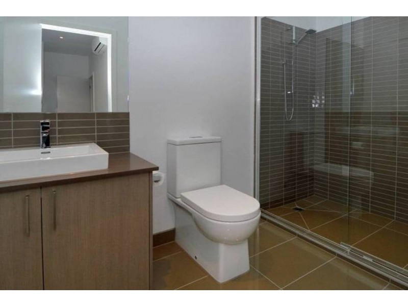 2/156 Waterloo Road, Oak Park VIC 3046