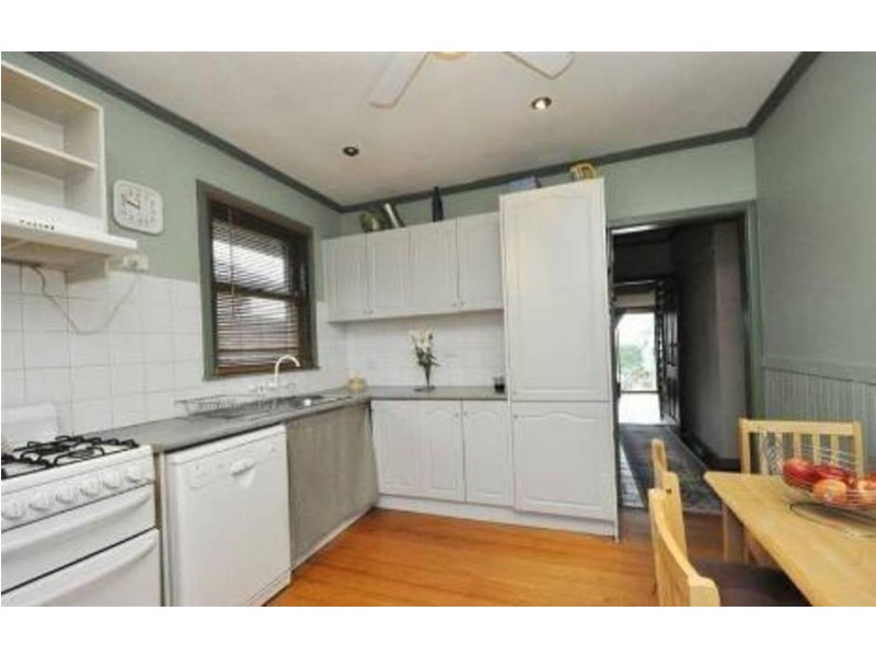 15 Avalon Avenue, Broadmeadows VIC 3047