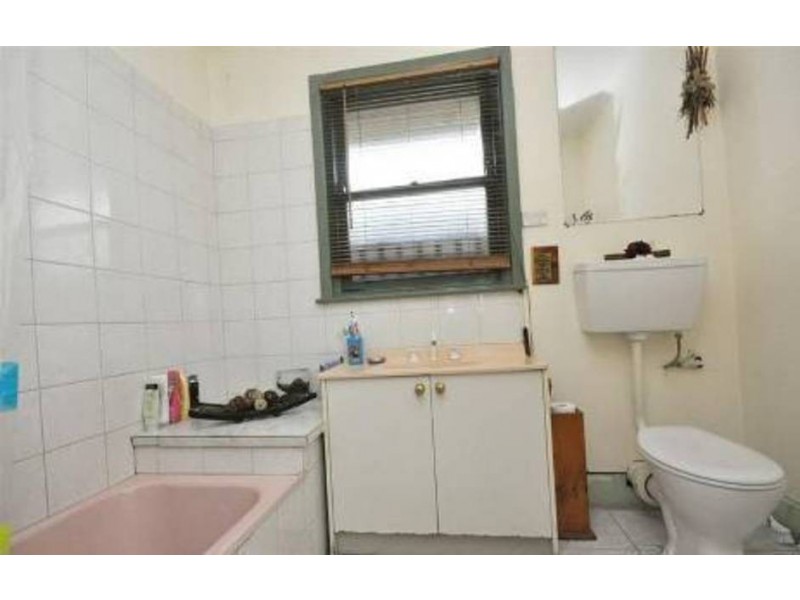 15 Avalon Avenue, Broadmeadows VIC 3047