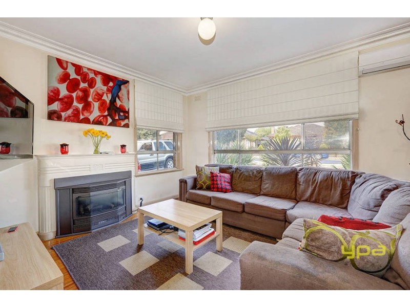 7 Watt Avenue, Oak Park VIC 3046