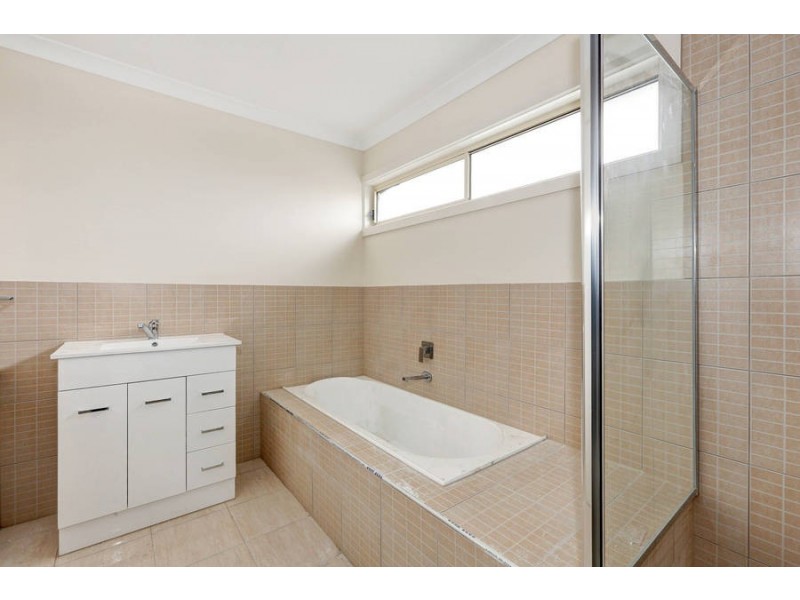 4/17 Colin Court, Broadmeadows VIC 3047