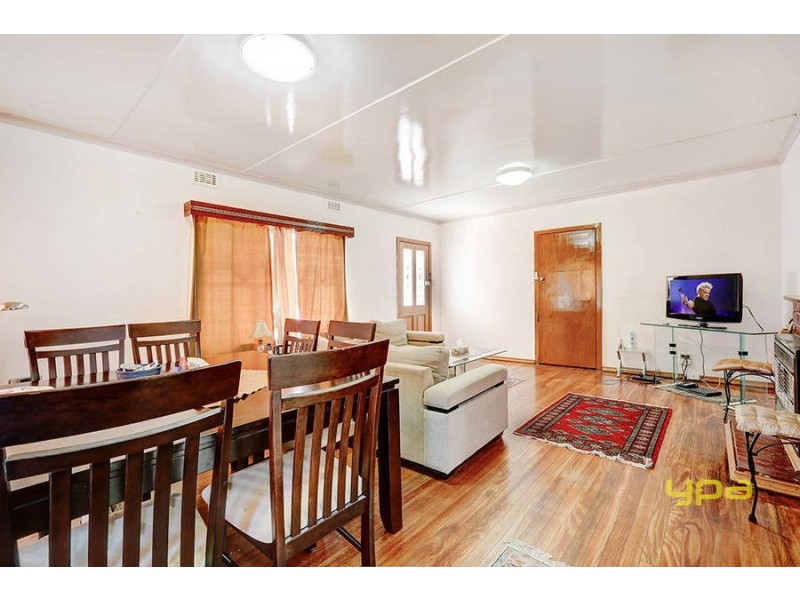 11 Vervale Avenue, Fawkner VIC 3060