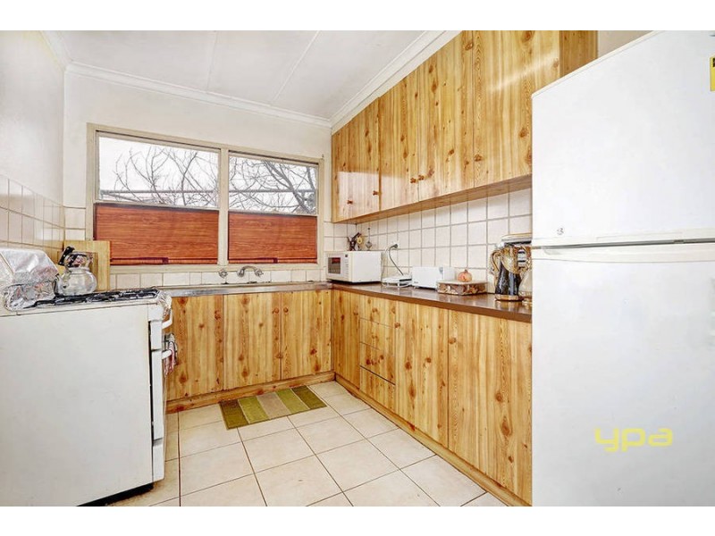 12 Ouyen Court, Dallas VIC 3047