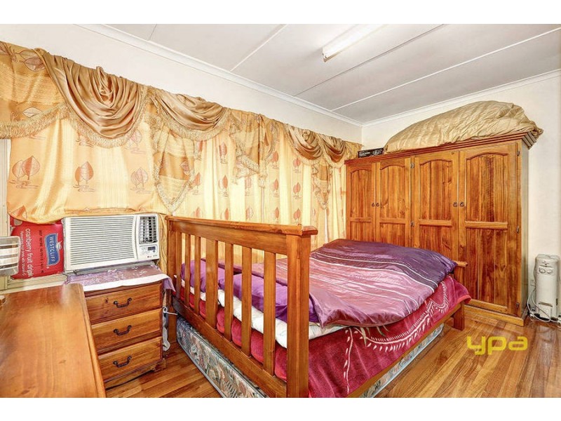 12 Ouyen Court, Dallas VIC 3047