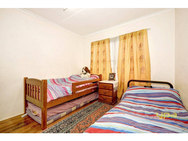 12 Ouyen Court, Dallas VIC 3047