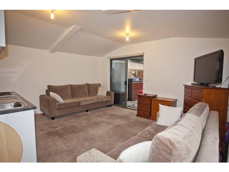 82 Geach Street, Dallas VIC 3047