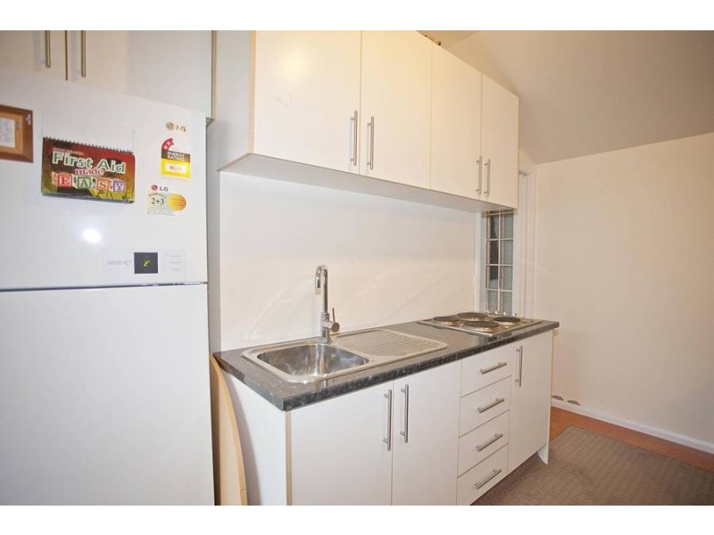 82 Geach Street, Dallas VIC 3047