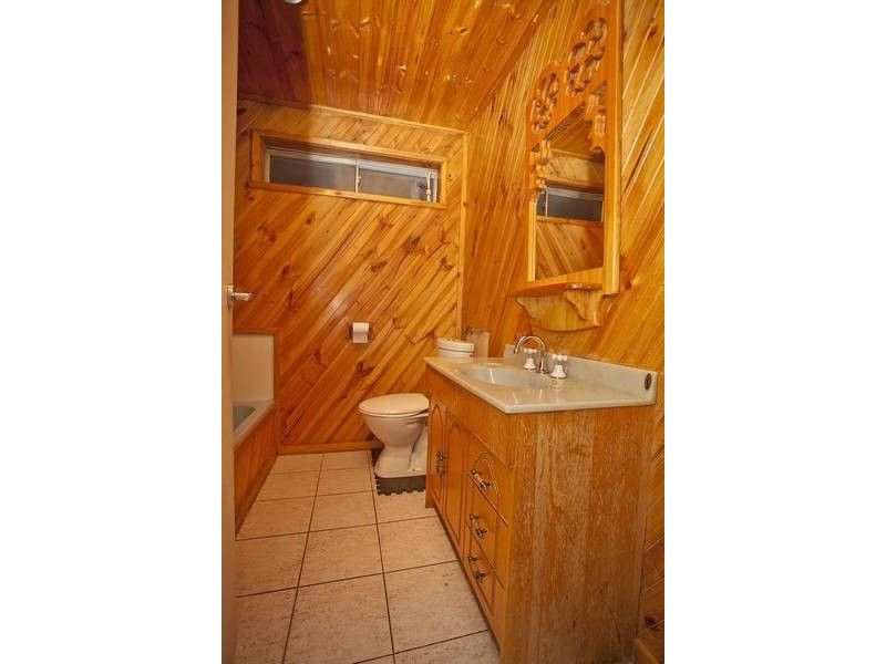 82 Geach Street, Dallas VIC 3047