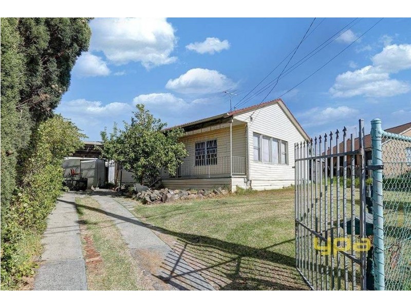 23 Kiewa Crescent, Dallas VIC 3047