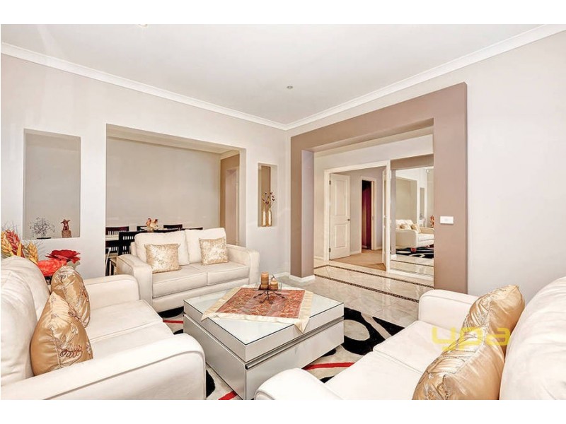 32 Morwell Crescent, Dallas VIC 3047