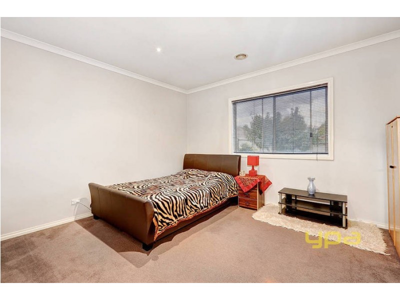 32 Morwell Crescent, Dallas VIC 3047