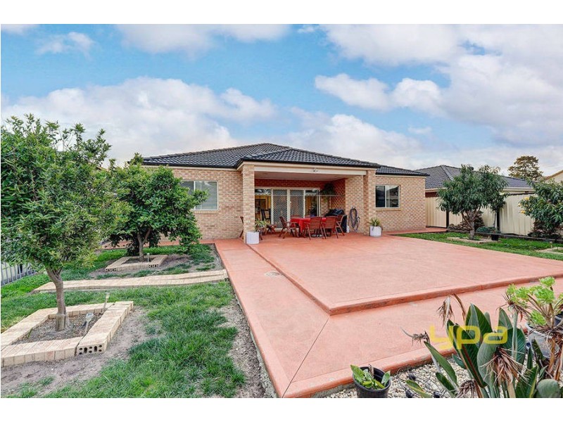 32 Morwell Crescent, Dallas VIC 3047