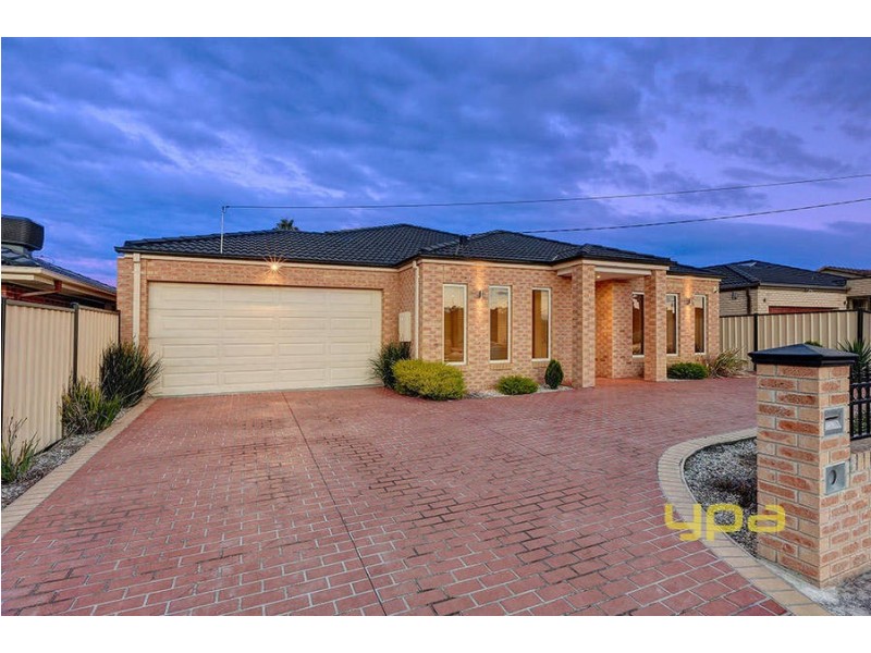 32 Morwell Crescent, Dallas VIC 3047