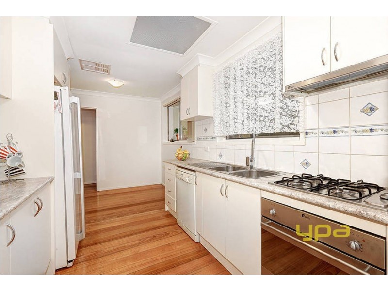 35 Tooradin Avenue, Dallas VIC 3047