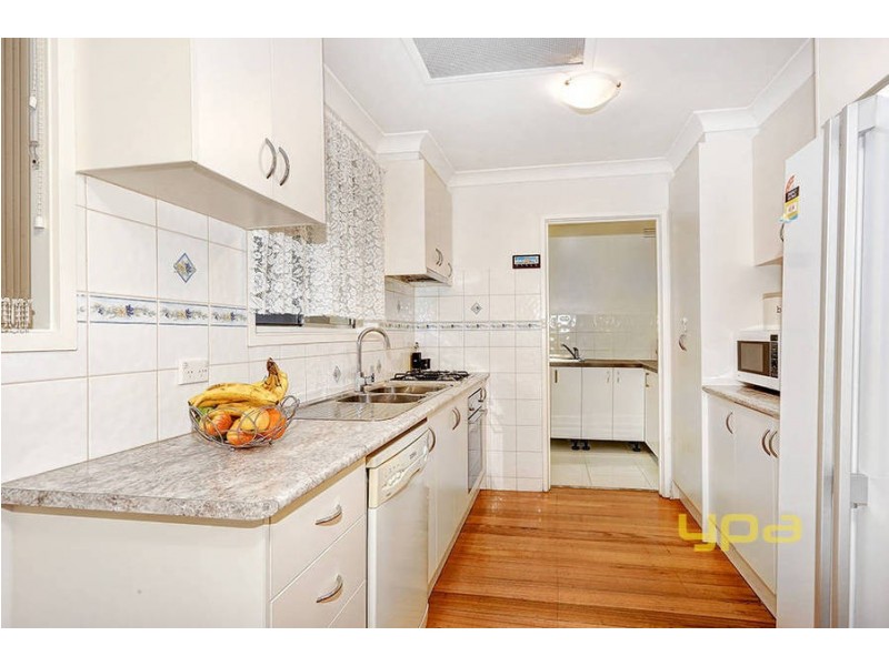 35 Tooradin Avenue, Dallas VIC 3047