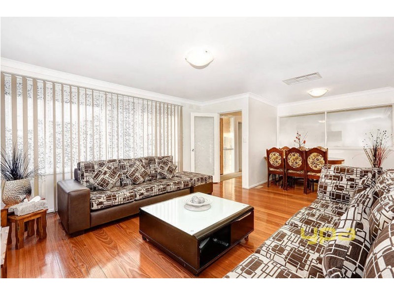 35 Tooradin Avenue, Dallas VIC 3047